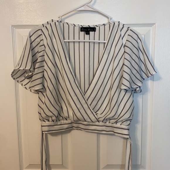 Crop top! - Picture 5 of 5